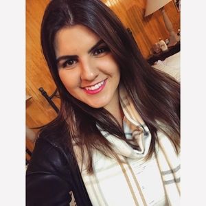 Meet your Posher, Naythiara